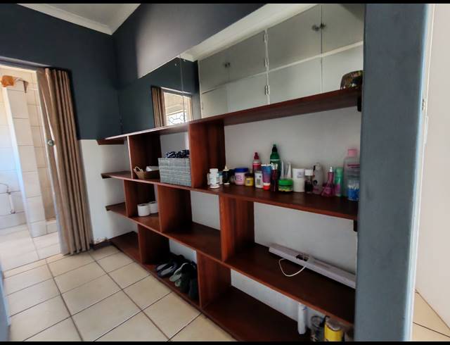 4 BEDROOM HOUSE FOR SALE IN BIRCH ACRES